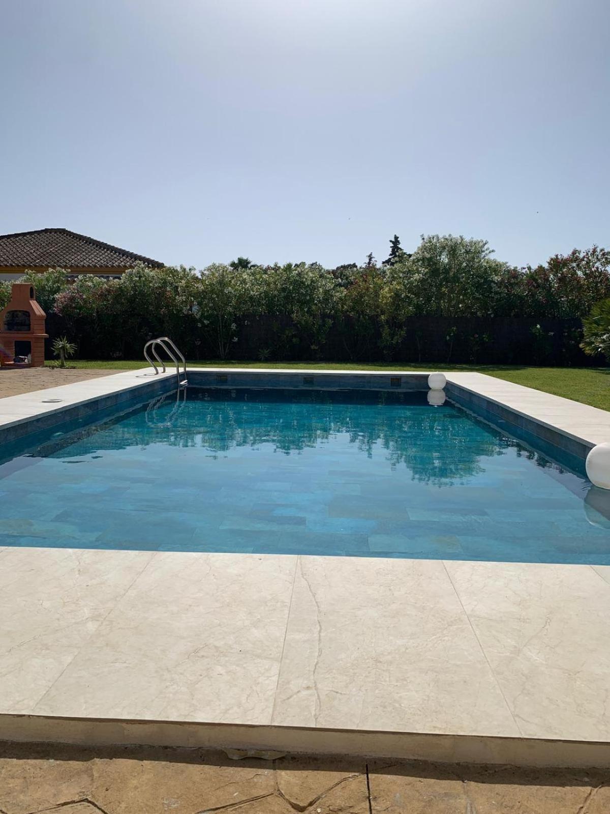 Traumhaus Fuer 6 Personen Mit Spektakulaerem Privaten Pool Und Schoenem Ausblick In Die Natur Hozanejos Exterior photo